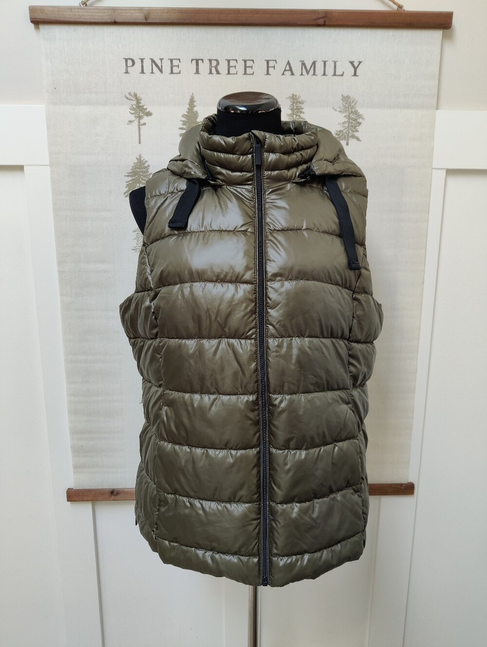 Weatherproof Olive Green Hooded Puffer Vest Faux Fur Lining - Women's Size XL